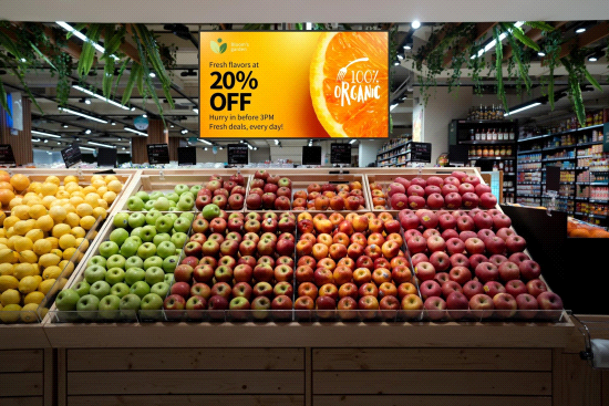 Strategisch partnership: Sharp Display Solutions Europe en distributeur BlueStar bundelen krachten voor retail- en hospitality-sector